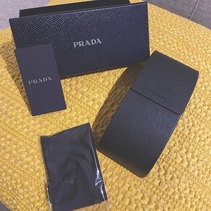 Original Sunglasses PRADA. Very good condition